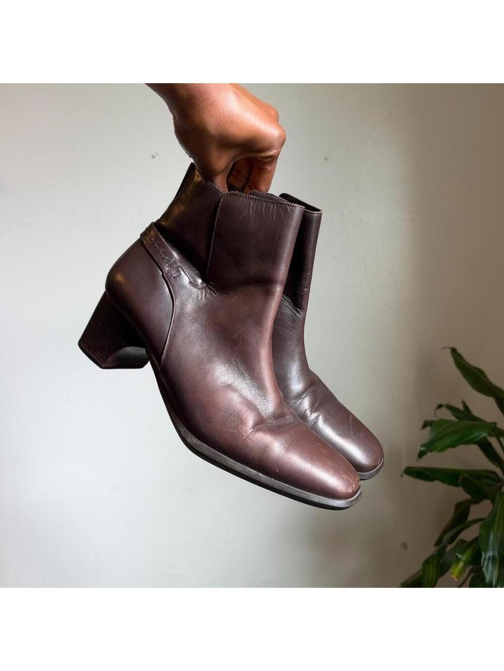 90s Cole Haan Brown Leather Ankle Boots Square Toe Block Heel women’s US 10